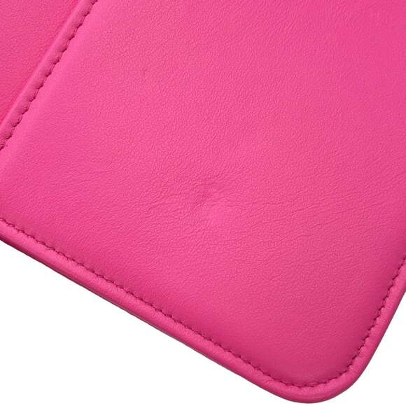 CHANEL Authentic Pink Logo Wallet - Picture 10 of 16